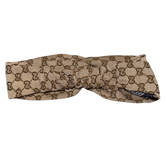GUCCI Monogram Headband GG Print Twist Tan - Picture 2 of 5